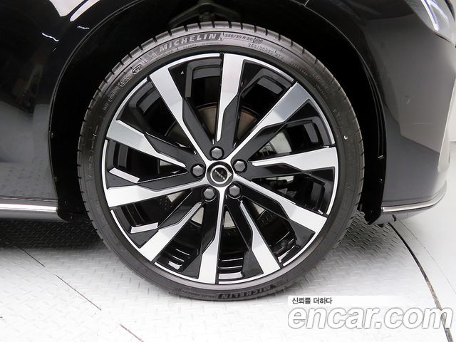 Volvo S90 B5 Ultra Bright Air sus — пробег 423 км — фото 5 из 5