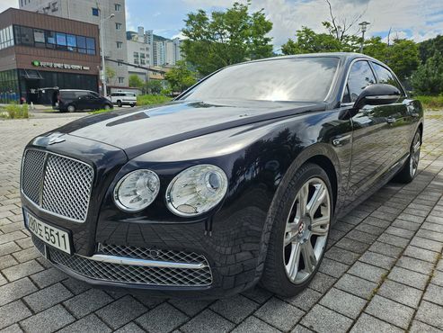 Bentley Flying Spur 4.0 — пробег 147 538 км — фото 1 из 5
