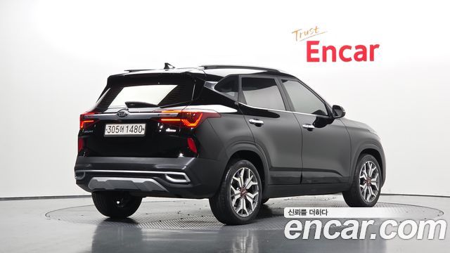 Kia Seltos из Кореи Encar