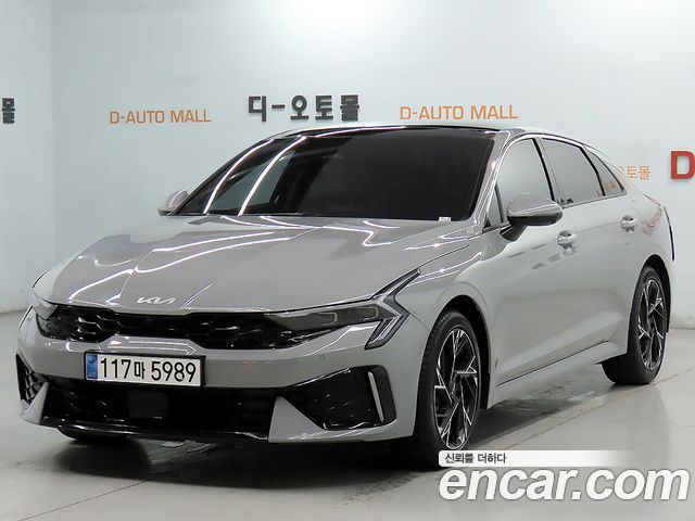 Kia K5 2.0 Signature — пробег 35 125 км — фото 1 из 5