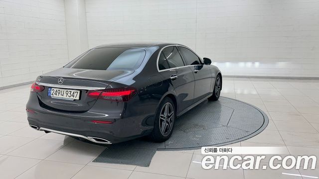 Mercedes-Benz E-Class из Кореи Encar