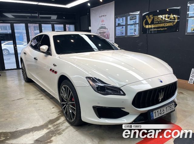 Maserati Quattroporte S Q4 3.0 V6 Granlusso — пробег 38 900 км — фото 1 из 5