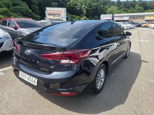 Hyundai AVANTE 1.6 Premium — пробег 97 891 км — фото 2 из 5