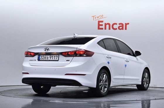 Hyundai AVANTE 1.6 GDI Smart Special — пробег 84 620 км — фото 2 из 5