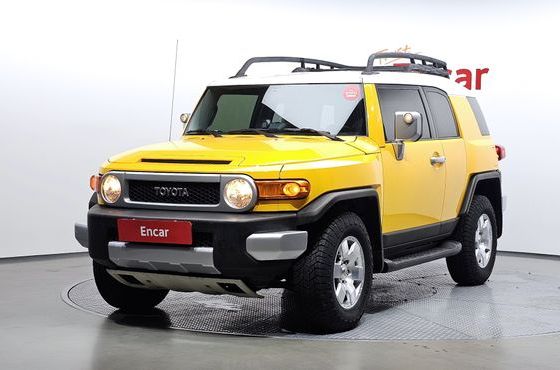 Toyota FJ Cruiser 4WD V6 — пробег 156 616 км — фото 1 из 5