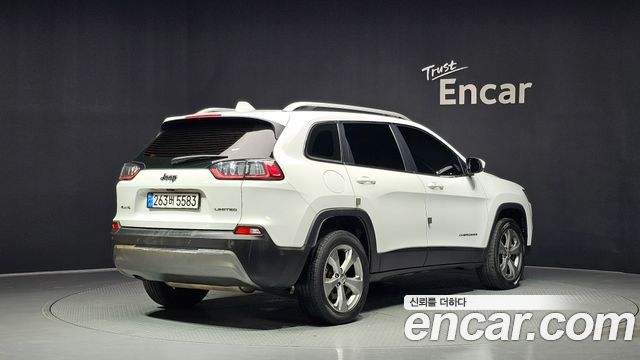 Jeep Cherokee 2.4 Limited AWD — пробег 181 633 км — фото 2 из 5