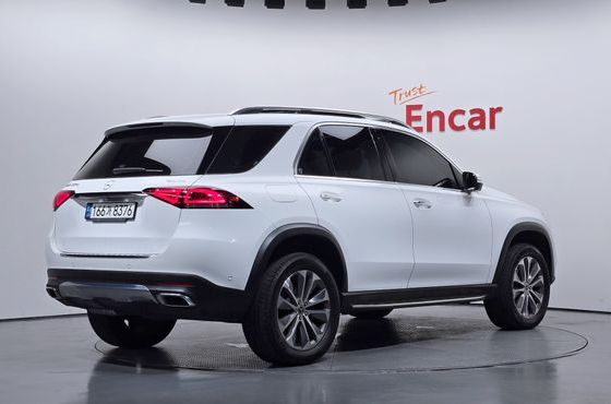 Mercedes-Benz GLE-Class GLE300d 4MATIC — пробег 53 479 км — фото 2 из 5