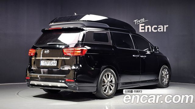 Kia Carnival из Кореи Encar
