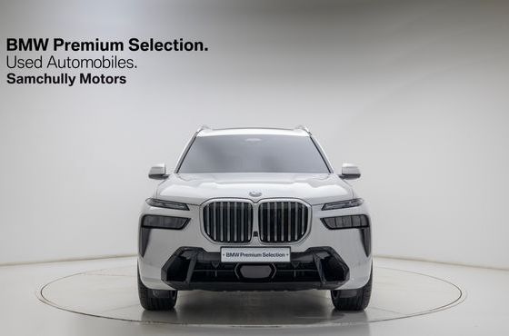 BMW X7 xDrive 40i M Sport 6STR — пробег 4 450 км — фото 3 из 5