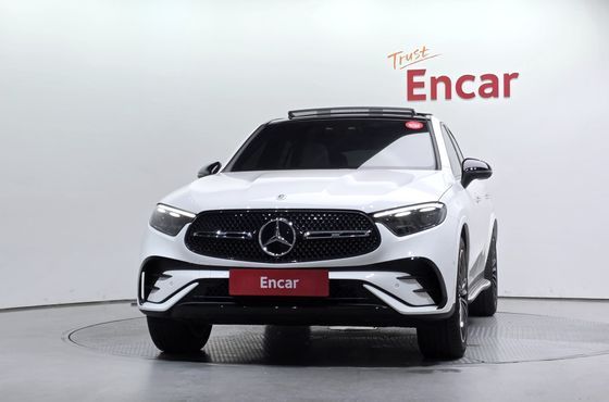 Mercedes-Benz GLC-Class GLC300 4MATIC Coupe — пробег 5 939 км — фото 3 из 5