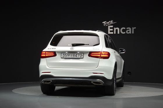 Mercedes-Benz GLC-Class GLC300 4MATIC AMG Line — пробег 103 010 км — фото 4 из 5