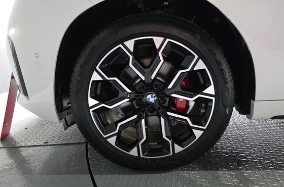 BMW X3 xDrive 20 M Sport Pro — пробег 5 511 км — фото 5 из 5