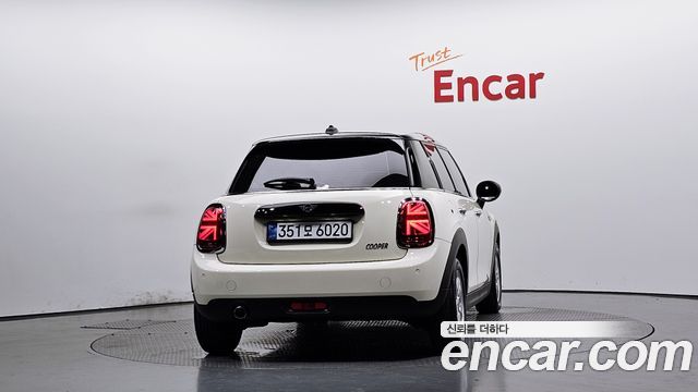 Mini Cooper из Кореи Encar
