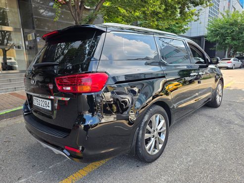 Kia Carnival 9-Seater Prstige — пробег 142 000 км — фото 5 из 5
