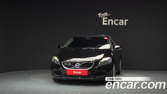 Volvo V40 из Кореи Encar