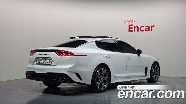 Kia Stinger из Кореи Encar