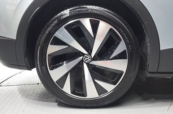 Volkswagen ID.4 Pro — пробег 72 689 км — фото 5 из 5