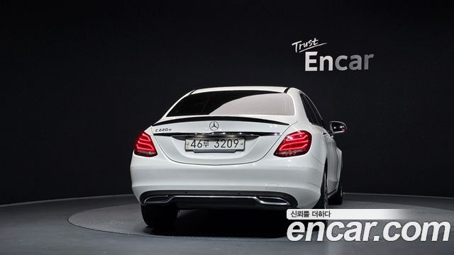 Mercedes-Benz C-Class из Кореи Encar