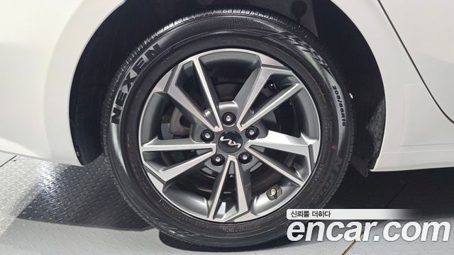 Kia K3 из Кореи Encar