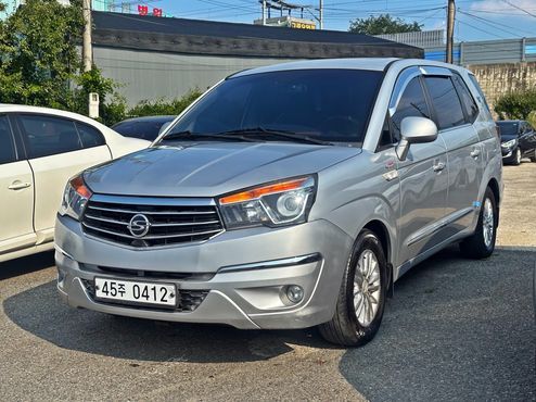 Ssangyong KORANDO 4WD TX 9-seater — пробег 143 785 км — фото 1 из 5