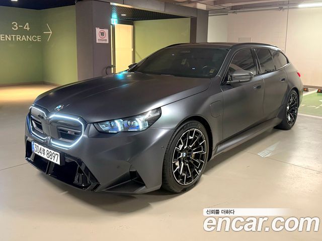 BMW M5 M5 Touring — пробег 4 000 км — фото 1 из 5