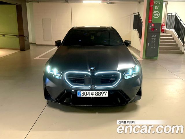 BMW M5 M5 Touring — пробег 4 000 км — фото 2 из 5