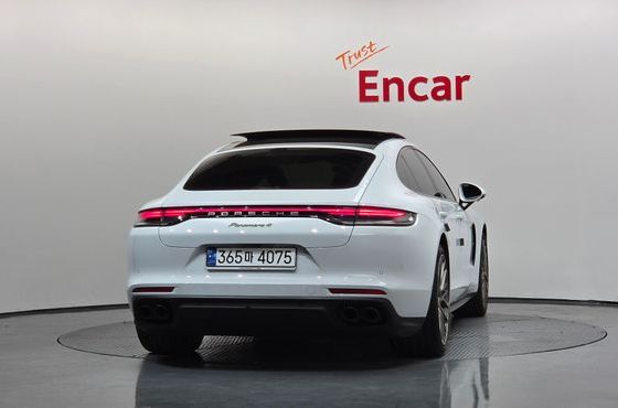 Porsche Panamera 2.9 AWD E-Hybrid Platinum Edition — пробег 15 892 км — фото 4 из 5