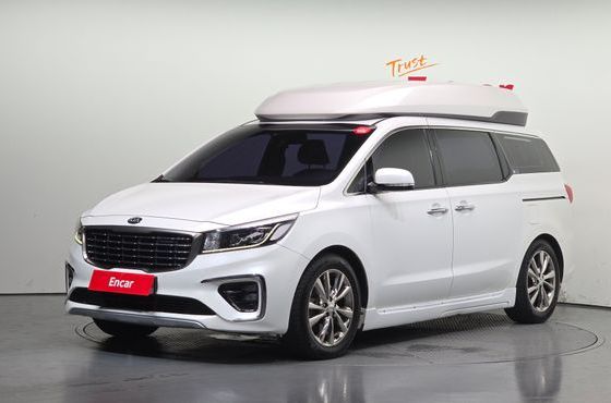 Kia Carnival 9-Seater Hi-Limousine Prestige — пробег 202 740 км — фото 1 из 5
