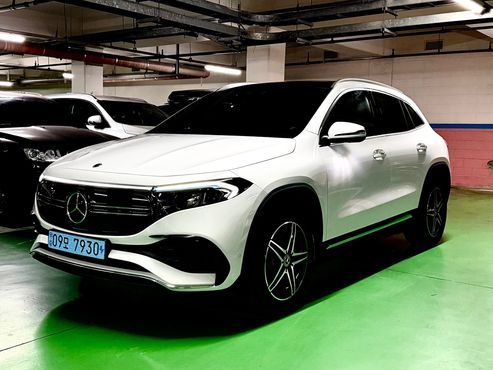 Mercedes-Benz EQA EQA250 AMG Line — пробег 12 500 км — фото 2 из 5