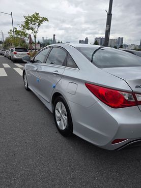 Hyundai Sonata 2.0 Premier — пробег 136 826 км — фото 5 из 5
