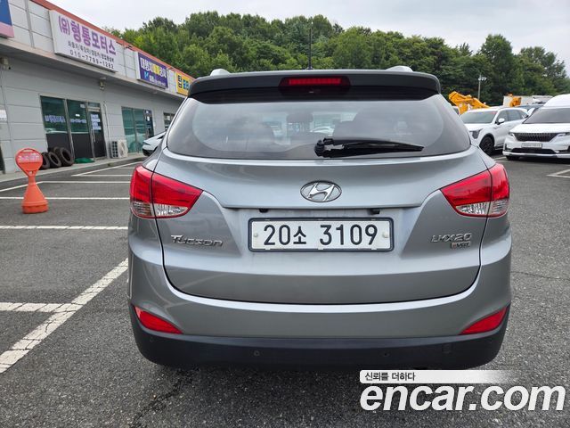 Hyundai Tucson Diesel 2WD LMX20 Premium — пробег 176 439 км — фото 4 из 5