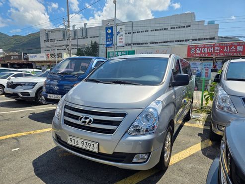 Hyundai Starex 5-Seater VAN Smart — пробег 244 401 км — фото 1 из 5