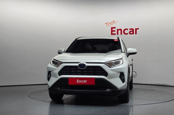 Toyota RAV4 2.5 2WD Hybrid — пробег 63 436 км — фото 3 из 5
