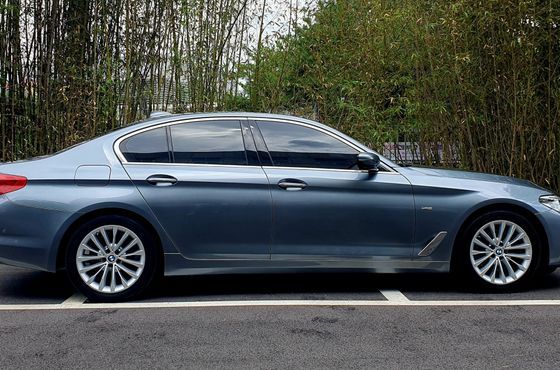 BMW 5-Series 520d Luxury Special Edition — пробег 103 797 км — фото 4 из 5