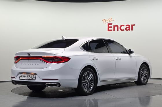 Hyundai Grandeur 3.0 LPi Dsabled Person Premium Special — пробег 100 028 км — фото 2 из 5