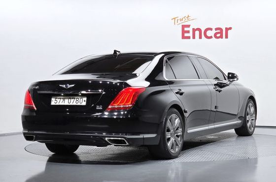 Genesis EQ900 5.0 GDI AWD Limousine Prestige — пробег 273 704 км — фото 2 из 5