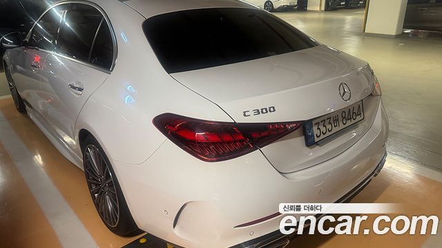Mercedes-Benz C-Class C300 4MATIC AMG Line — пробег 50 008 км — фото 4 из 5