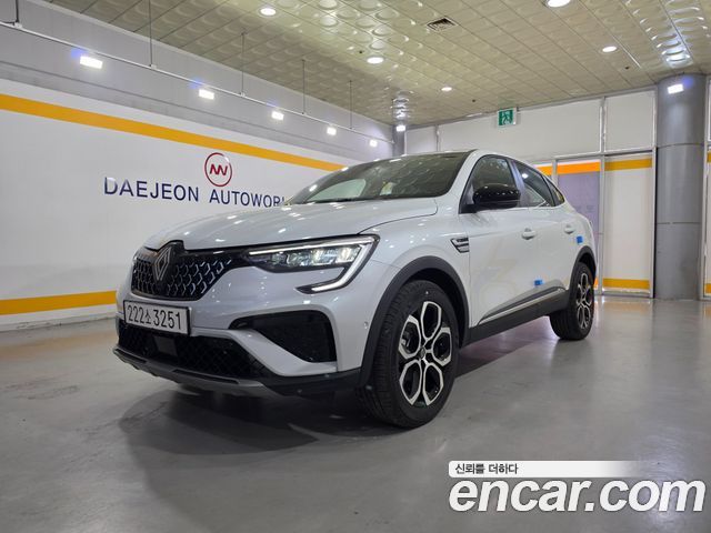 Renault (Samsung) Arkana 1.6 GTe Iconic — пробег 35 км — фото 1 из 5