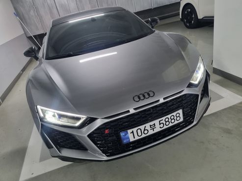Audi R8 5.2 V10 Plus Coupe — пробег 81 000 км — фото 1 из 5