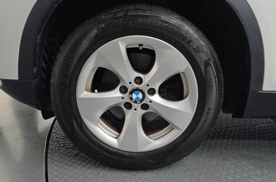BMW X3 xDrive 28i — пробег 176 124 км — фото 5 из 5