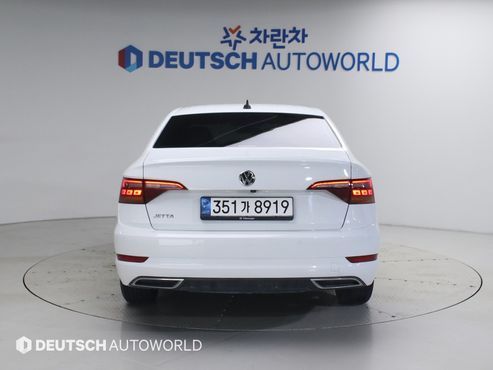 Volkswagen Jetta 1.4 TSI Premium — пробег 11 716 км — фото 4 из 5