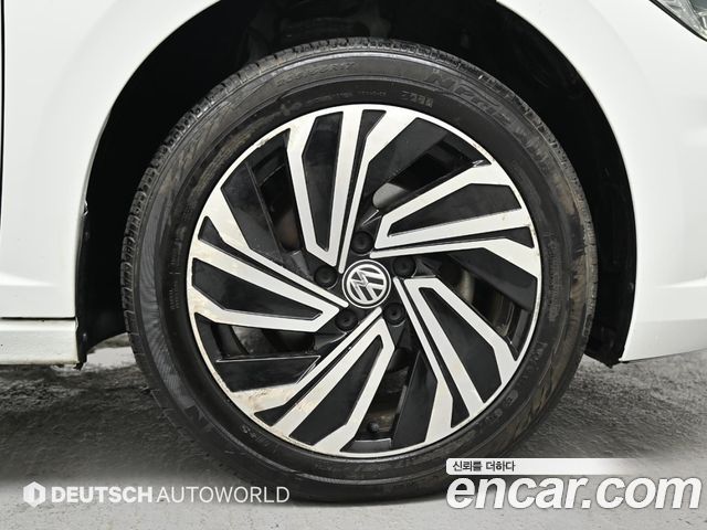 Volkswagen Jetta 1.4 TSI Premium — пробег 11 716 км — фото 5 из 5