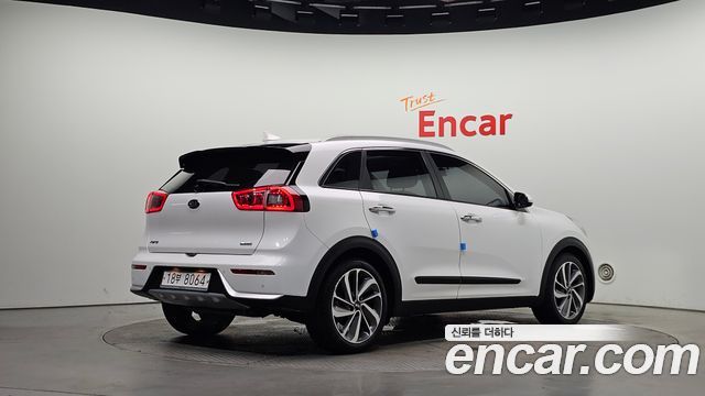 Kia Niro из Кореи Encar