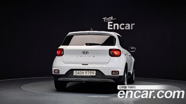 Hyundai Venue из Кореи Encar