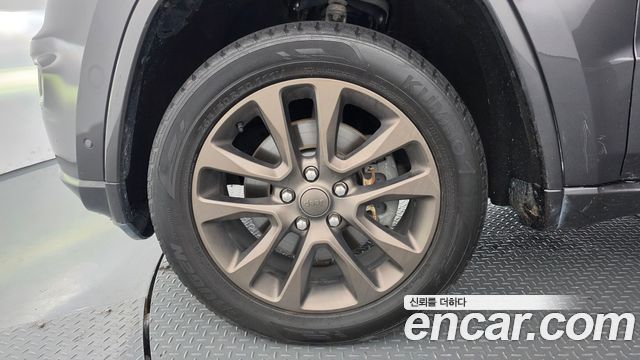 Jeep Cherokee из Кореи Encar