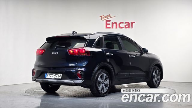 Kia Niro 1.6 HEV Trendy — пробег 85 995 км — фото 2 из 5