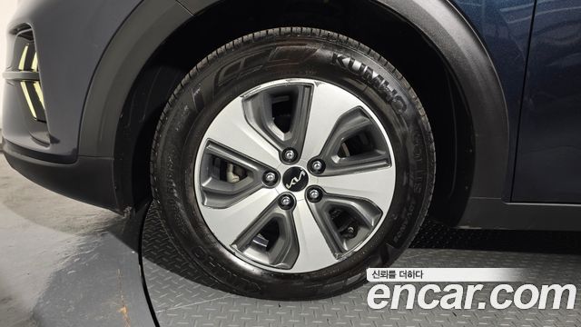 Kia Niro 1.6 HEV Trendy — пробег 85 995 км — фото 5 из 5