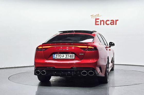 Kia Stinger 3.3 Turbo AWD GT — пробег 141 030 км — фото 4 из 5