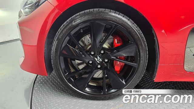 Kia Stinger из Кореи Encar