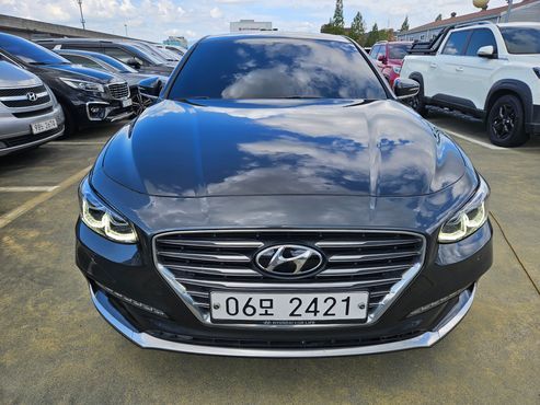 Hyundai Grandeur 2.4 Premium Special — пробег 71 261 км — фото 1 из 5
